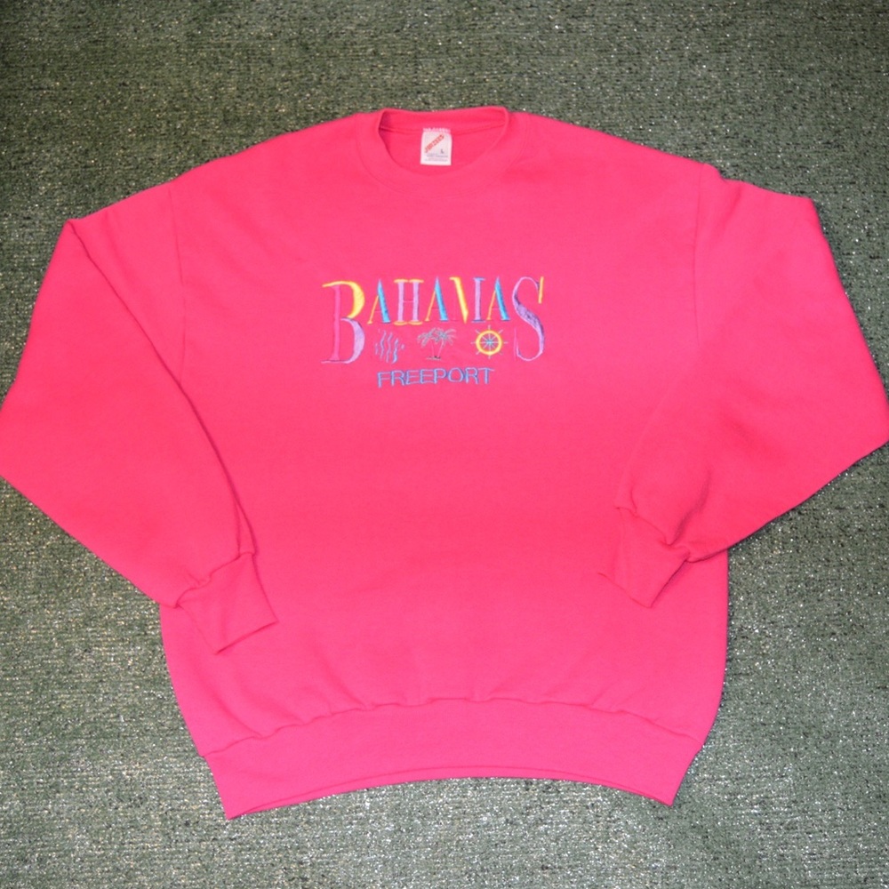 Vintage 1980s Embroidered Bahamas Freeport Crewneck Sweatshirt!